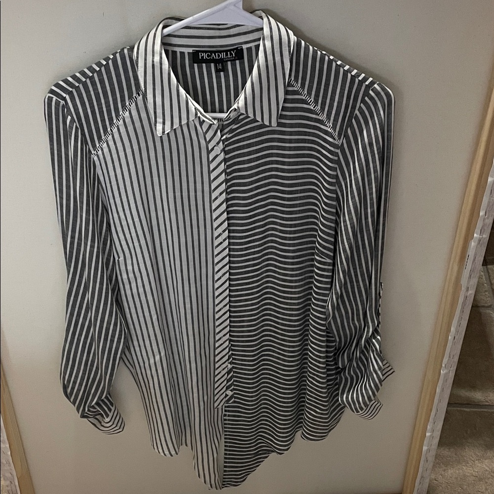 Picadilly Fashion Black and White Striped Button Down Shirt